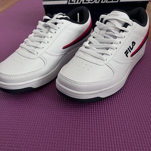 Fila Red, White, & Black Size Men's 8